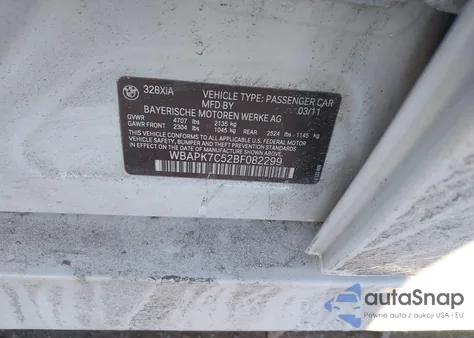 2011 BMW 328I xDrive z USA, uszkodzony, nr VIN WBAPK7C52BF082299